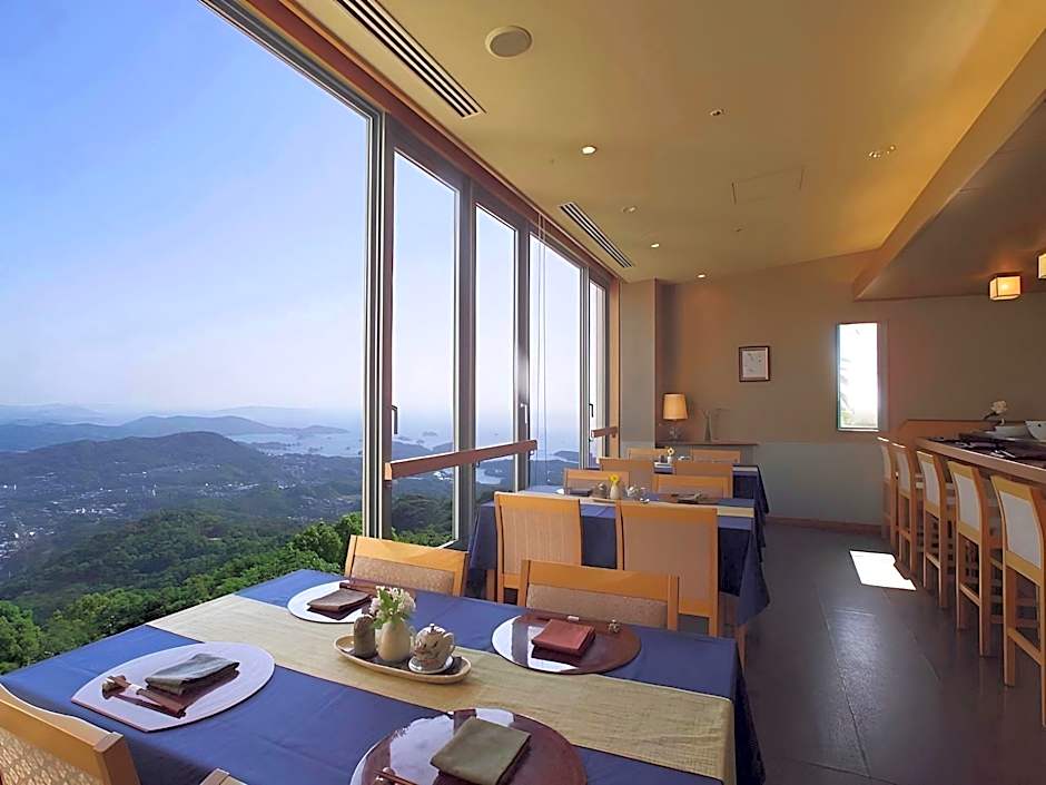 Yumihari No Oka Hotel