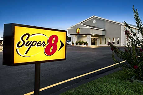 Super 8 by Wyndham Ardmore