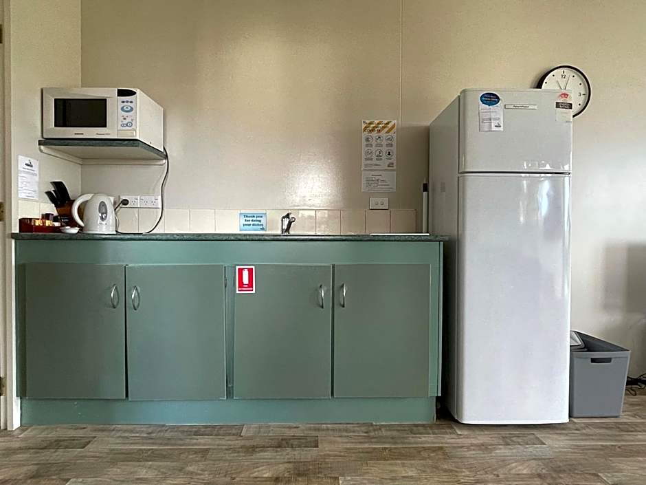 Athenree Hot Springs & Holiday Park