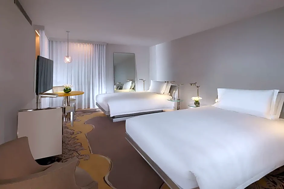 Sanderson London