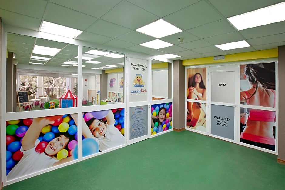 Azuline Hotel Bahamas