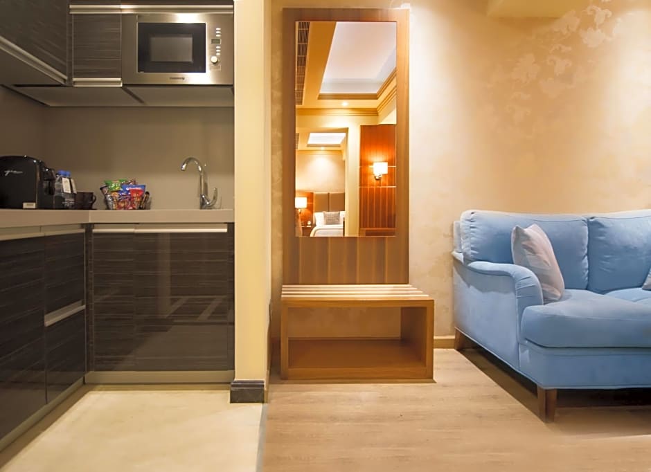 Gems Hotel