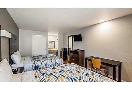 2 Queen Beds | Non-Smoking, Micfridge