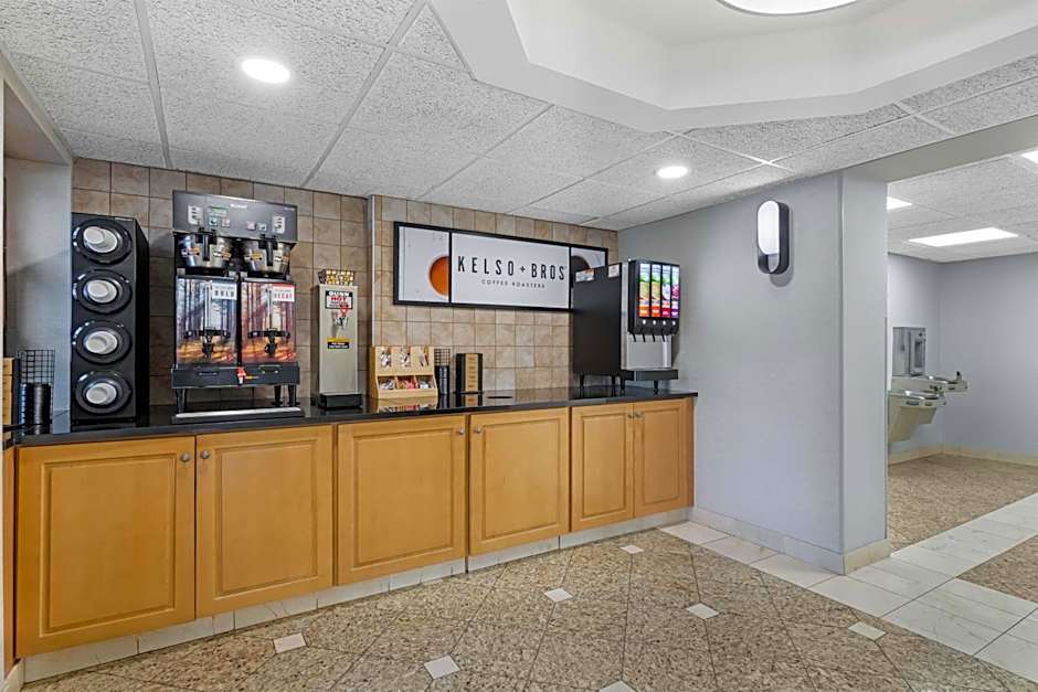 Drury Inn & Suites Joplin