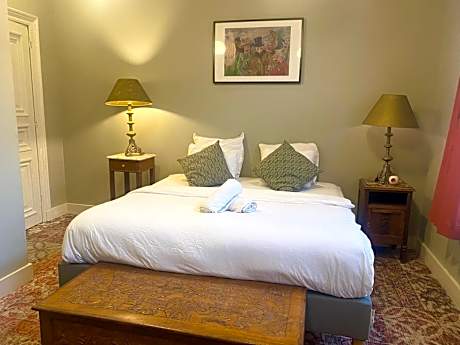 Deluxe Double or Twin Room with City View