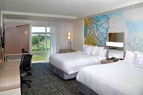 Queen Room with Two Queen Beds - Golf View