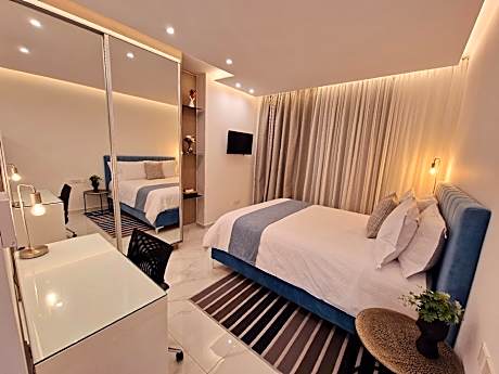 3-Bedroom Apartment