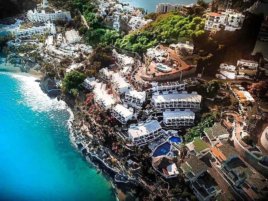 Hermoso condominio en Bahía Manzanillo