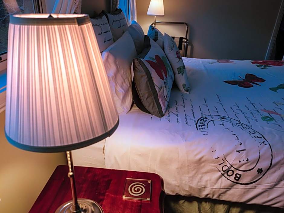 Waterview Gardens B&B