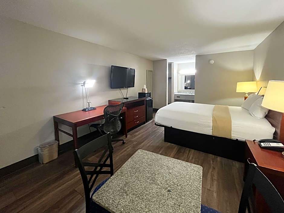 Motel 6 Raleigh, NC - Downtown South