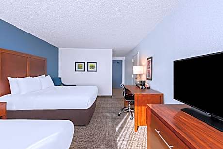 2 Queen Beds Nonsmoking Accessible