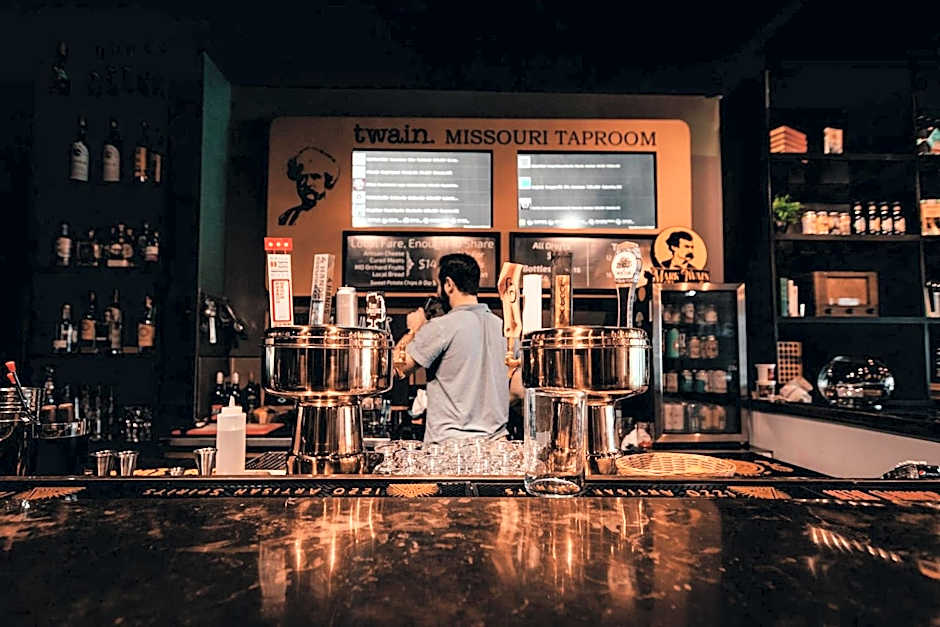 voco The Tiger Hotel, Columbia, MO By IHG