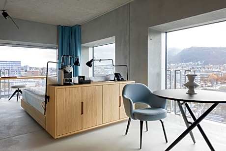 Panorama Corner Room