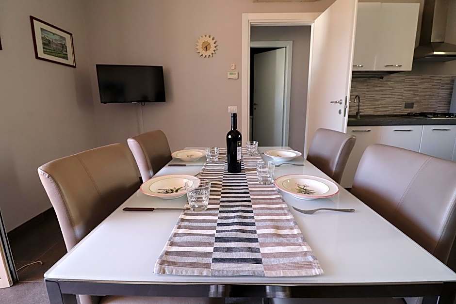 Modern Holiday Apartment With Wi-fi, Air Conditioning And Balcony; Pets Allowed