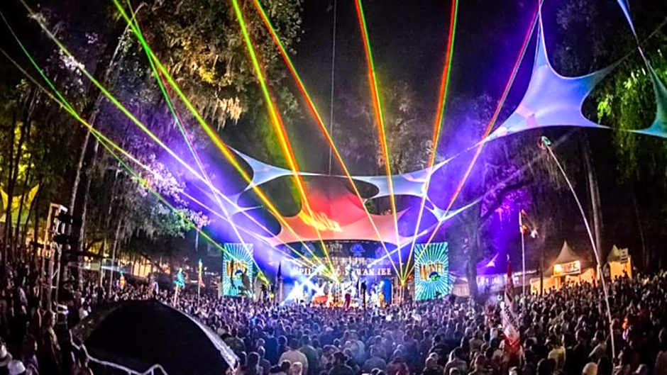 Holiday Inn Express & Suites Live Oak by IHG