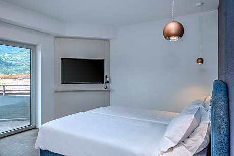 Superior Double or Twin Room with Pool View