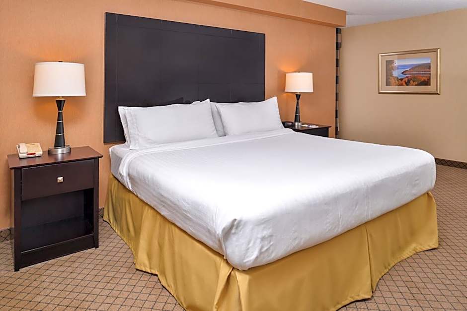 Holiday Inn Express Lewisburg - New Columbia By IHG