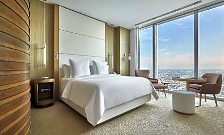 Grand Landmark King Room