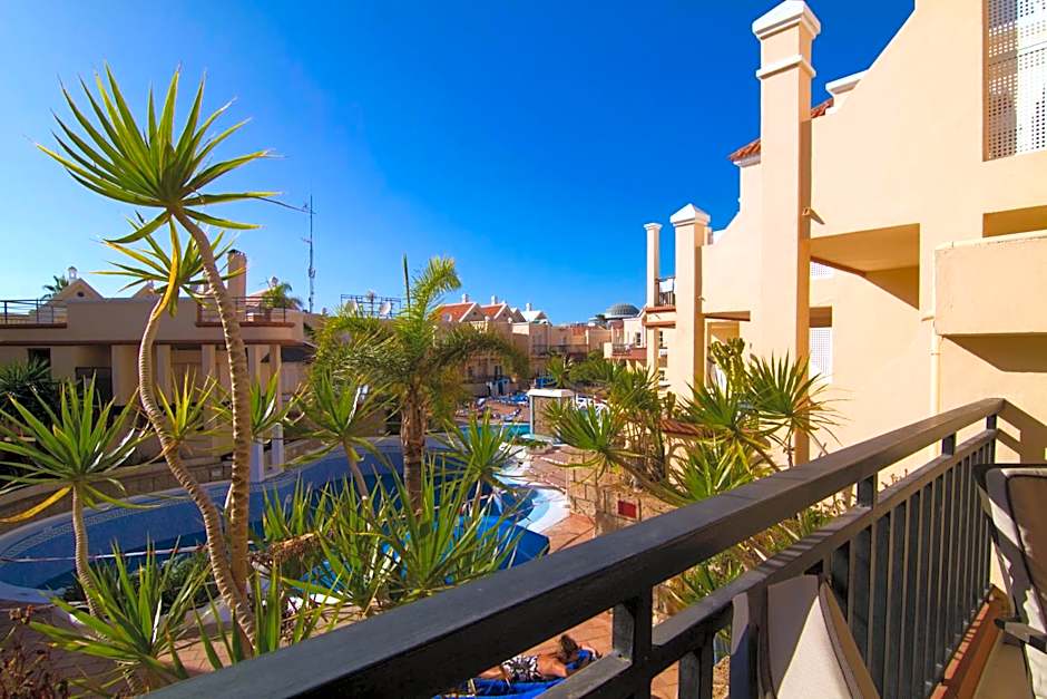 Yucca Park ApartHotel