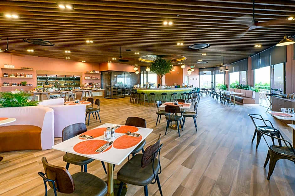 HOMA Cherngtalay Phuket