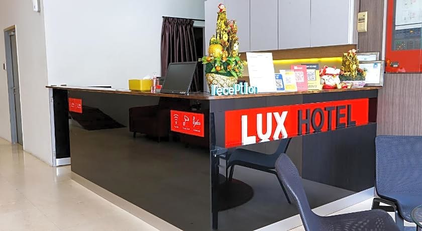 Lux Hotel