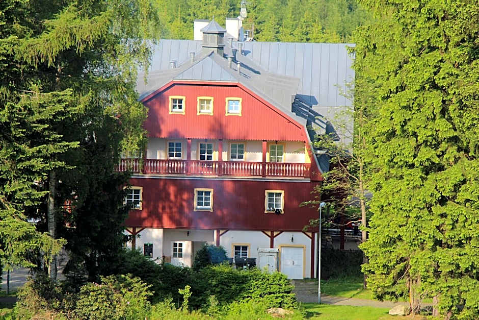 Hotel Lesní Chata