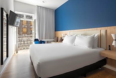 Deluxe Double Room with Balcony