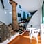 Central location in a great complex with 300mbps internet
