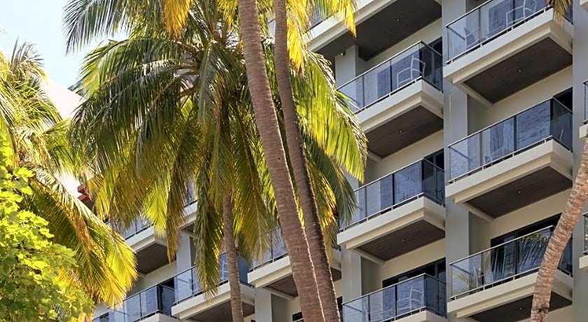 Kaani Grand Seaview at Maafushi