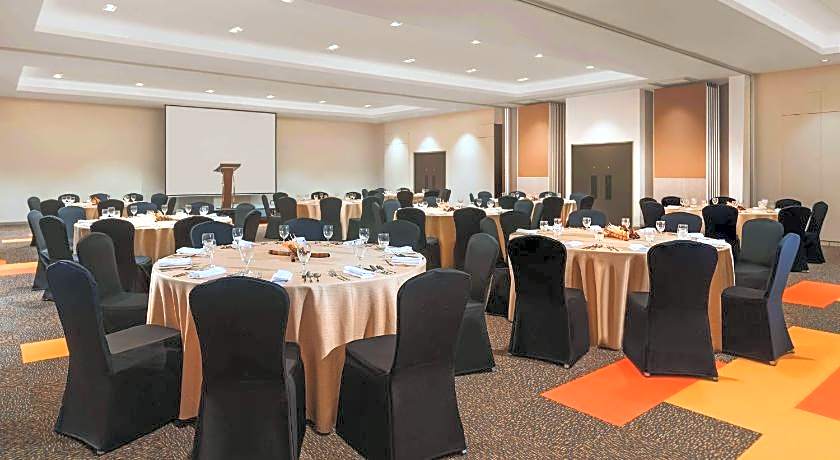 Park Inn by Radisson Iloilo