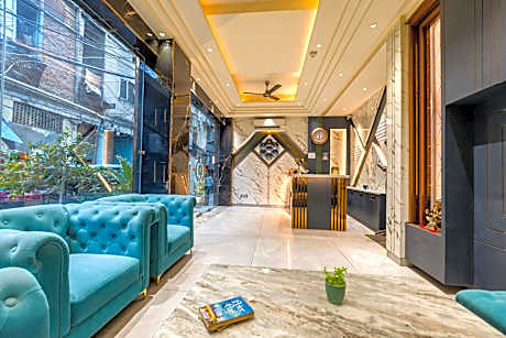 Hotel Golden Wings