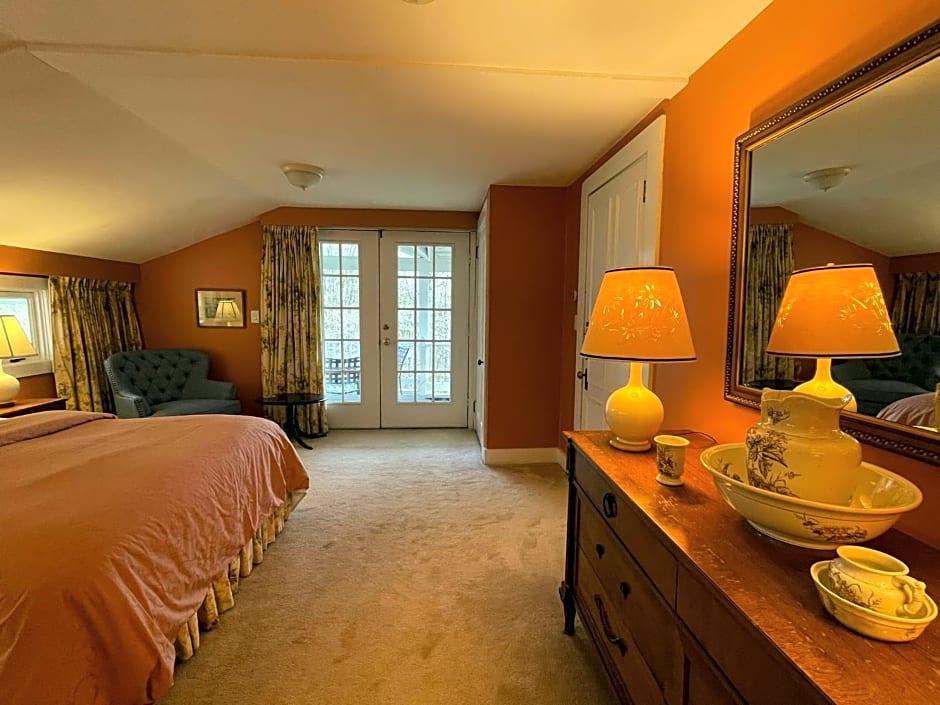 Deerhill Inn