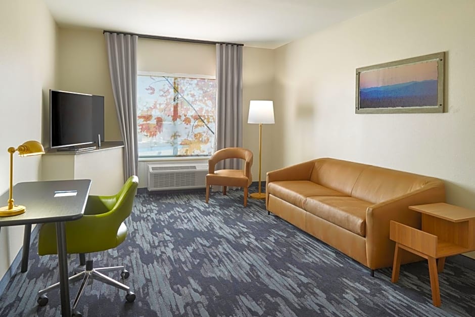 Fairfield Inn & Suites by Marriott Atlanta McDonough