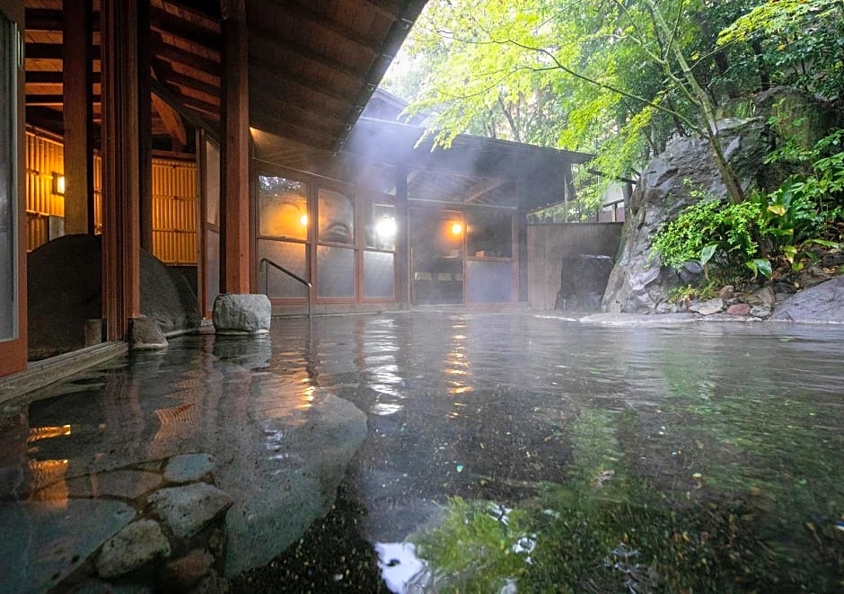 Hinoharu Ryokan