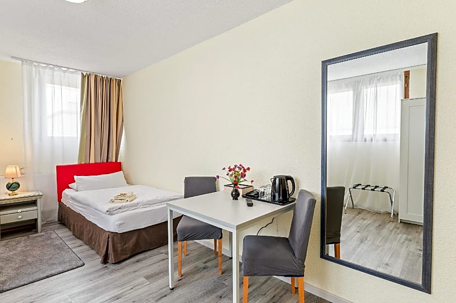 Business Hotel Lemon Suites