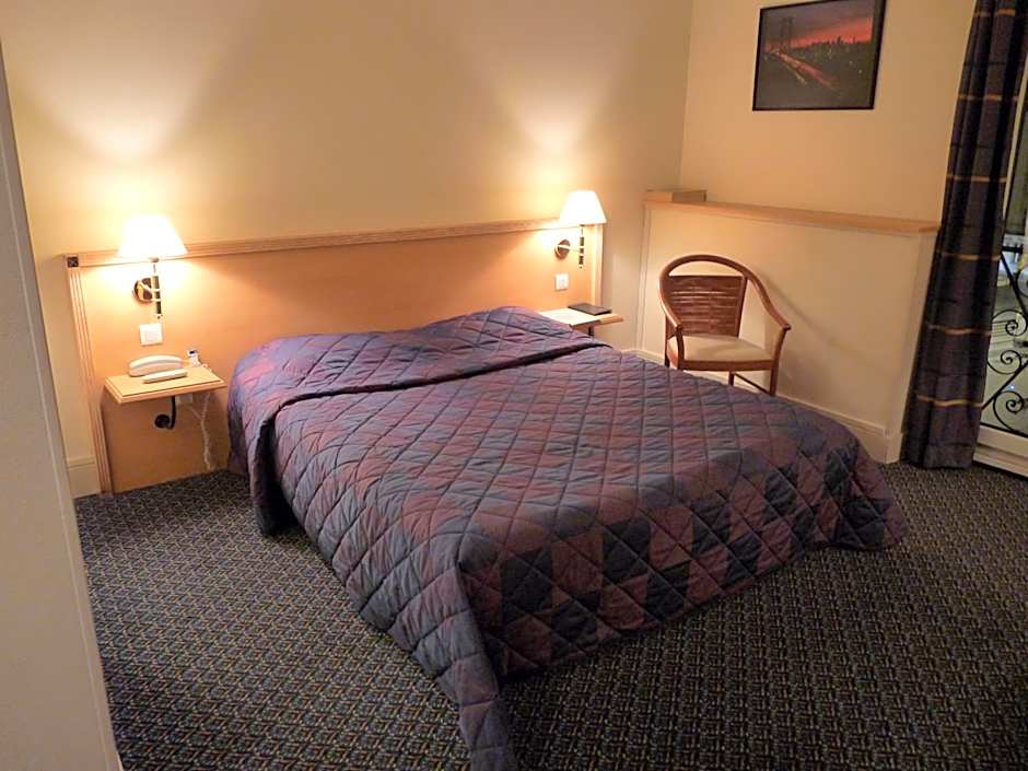 Hotel Le Bourbon Pau Centre