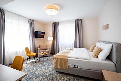 Apartment (2 Adults)