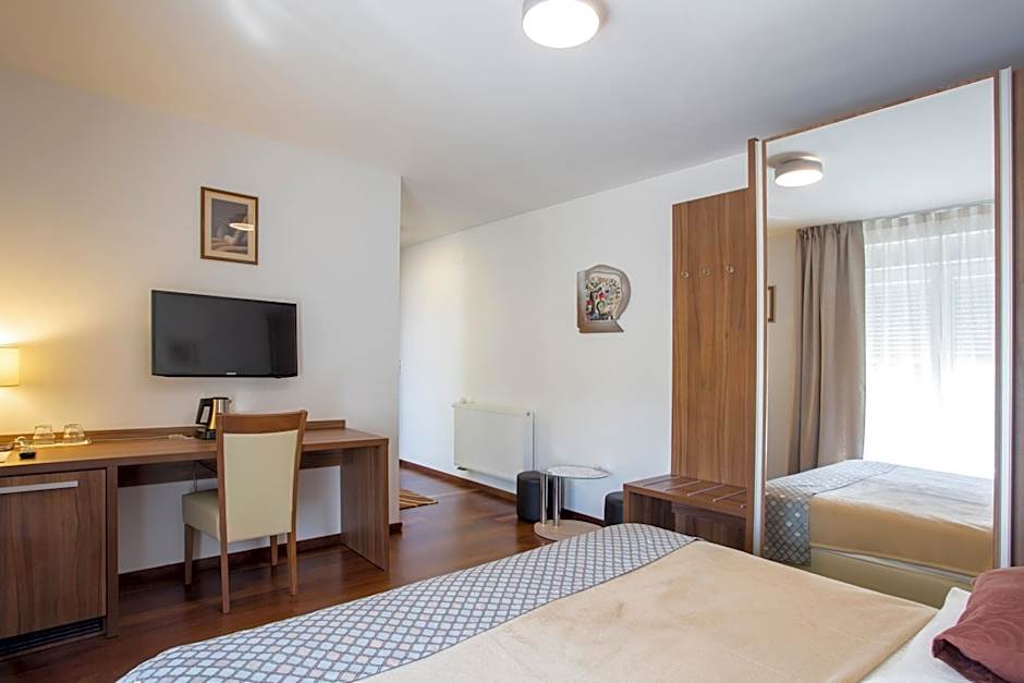 Residence Villa Karda