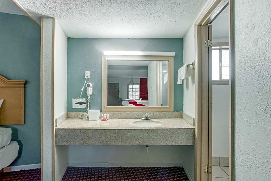 OYO Hotel Bald Knob AR Hwy 64