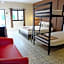 Warm Well Hotel