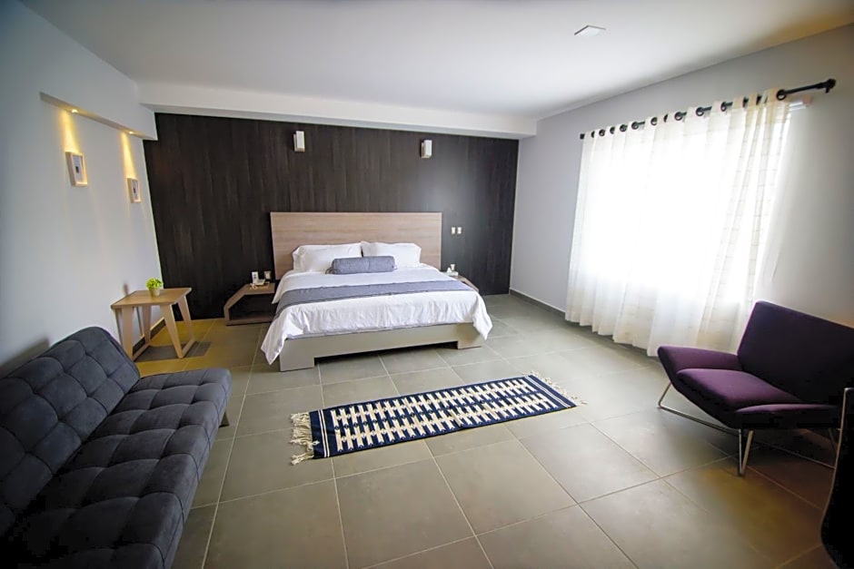 Maria Ines Hotel Suite