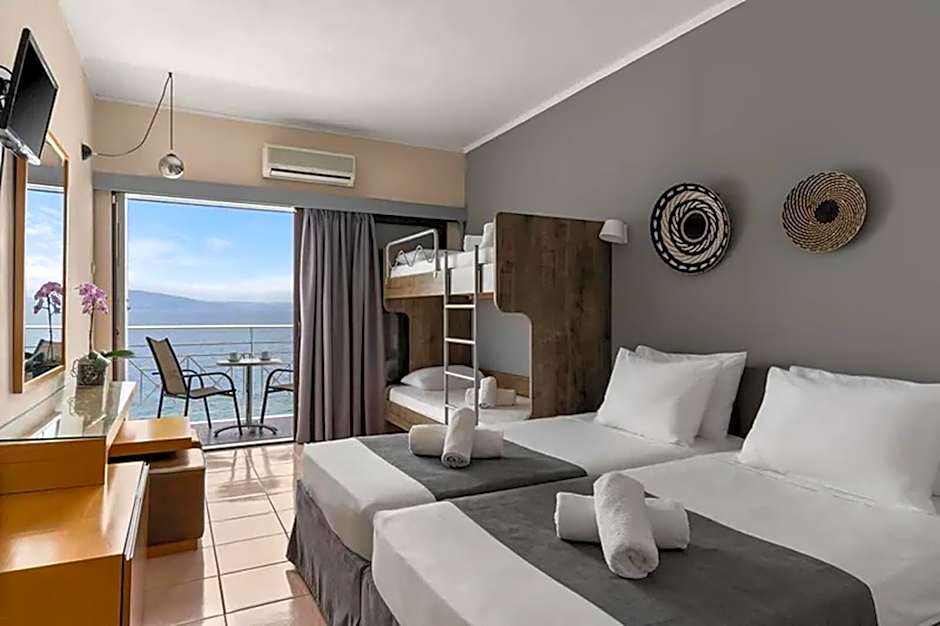 Calamos Beach Family Club