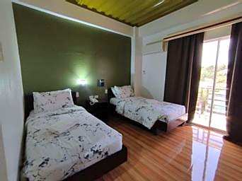 RedDoorz @ LQJ Hotel Old Buswang Kalibo