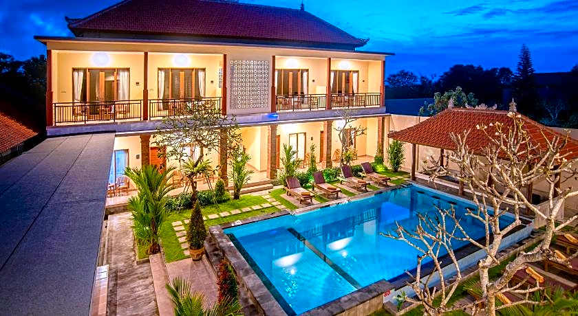 Tom's Inn Pecatu