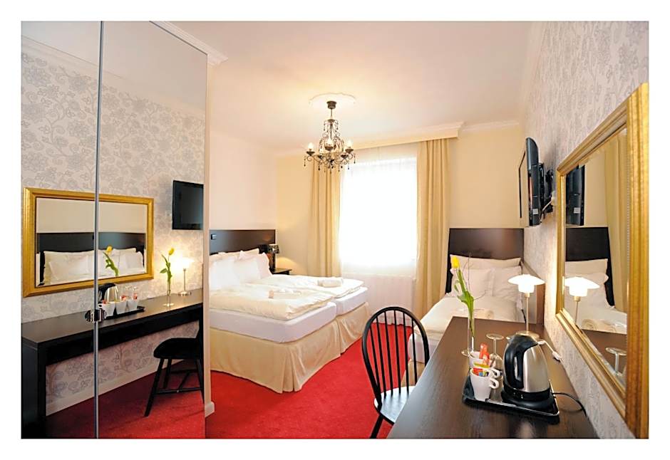 Pytloun Design Self Check-in Hotel