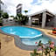 The Town House Motor Inn