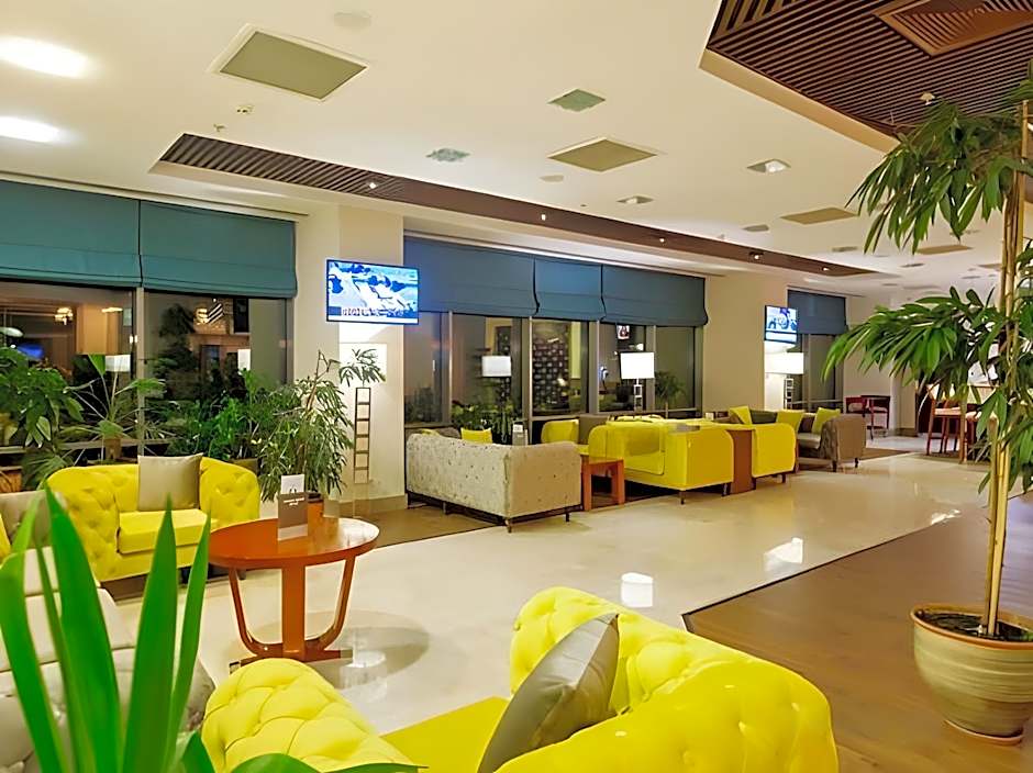 Dedeman Oskemen Tavros Hotel