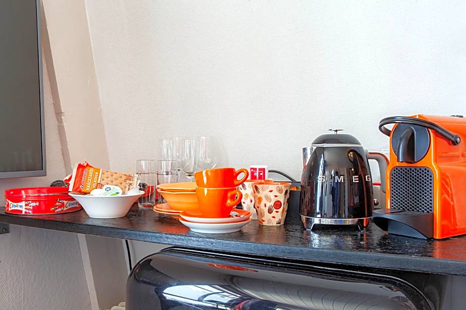 Zwanestein Canal House