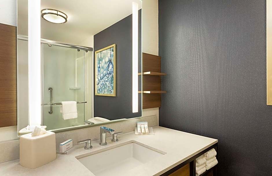 Hilton Garden Inn Melville