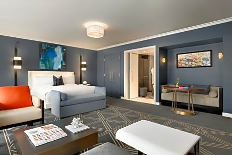 Large Signature Gold Room